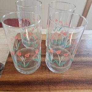 vintage Corelle tulip glasses set of 4 tulip with green red and yellow bands